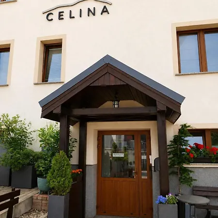 Celina Nocleg ze śniadaniem